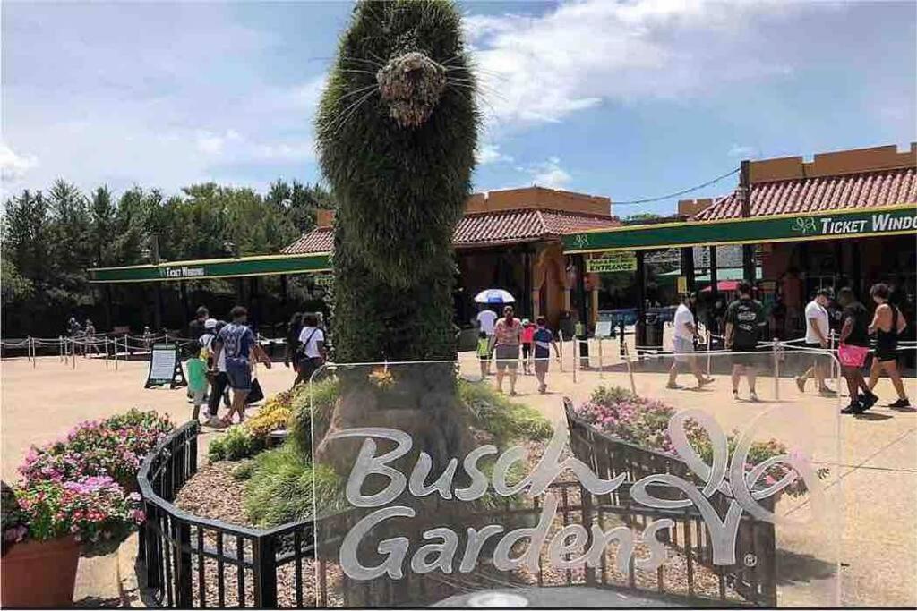 坦帕Minutes To Fairgrounds, Hard Rock, & Busch Gardens别墅 外观 照片